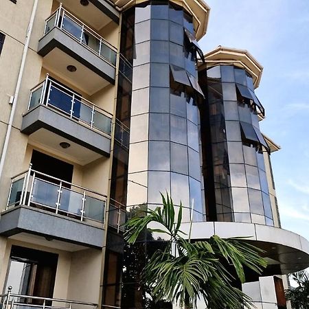Eric Wilkins Apartments Lubowa Экстерьер фото